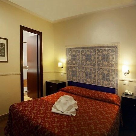 רומא Hotel Picasso מראה חיצוני תמונה