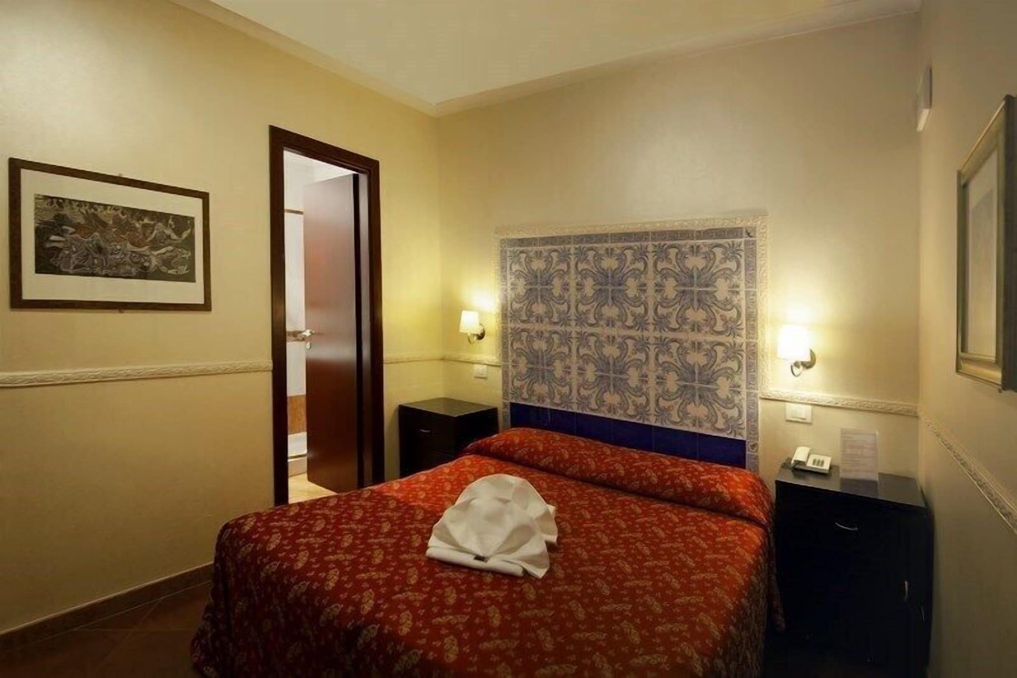 רומא Hotel Picasso מראה חיצוני תמונה